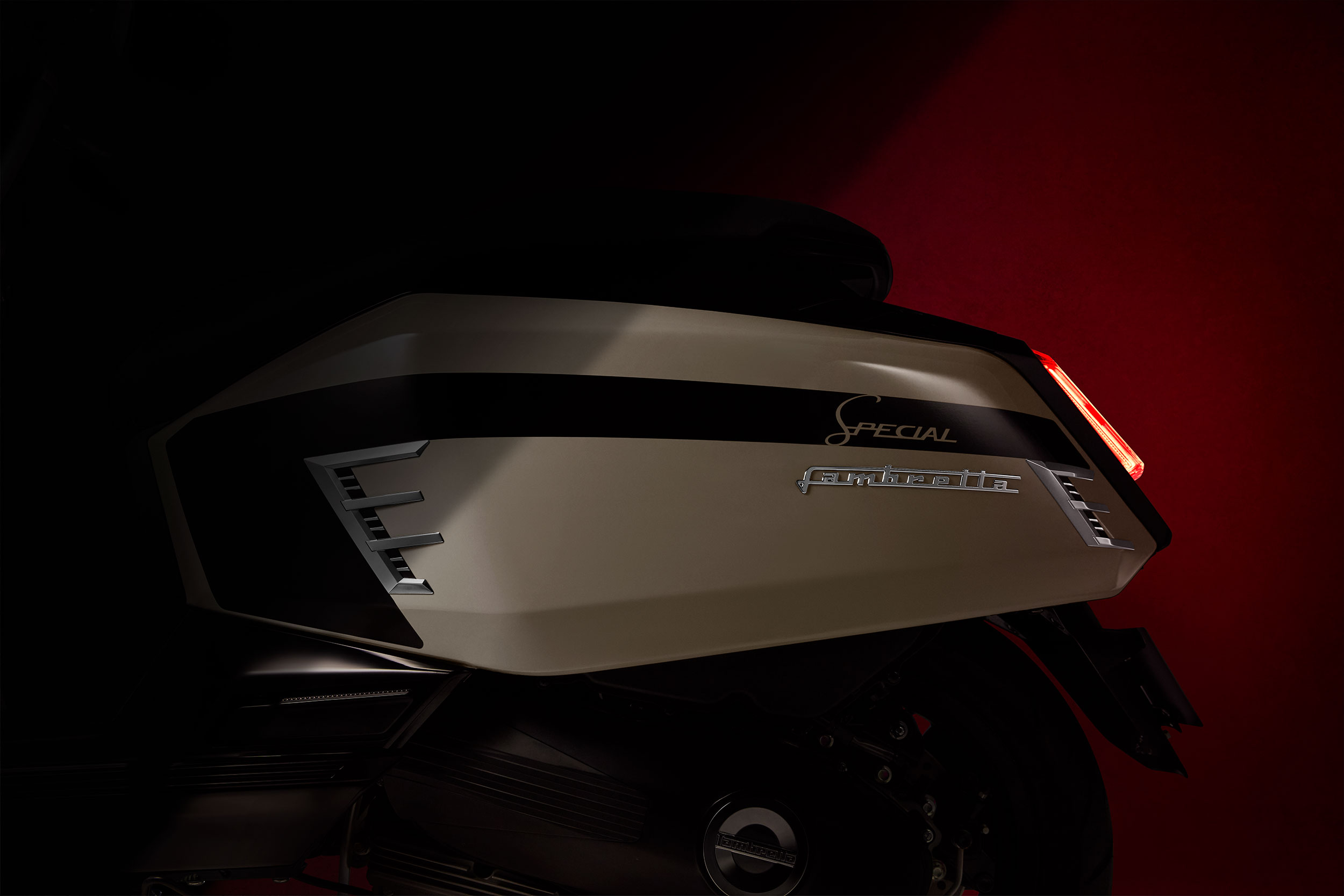 Lambretta-X300-Special-Tab