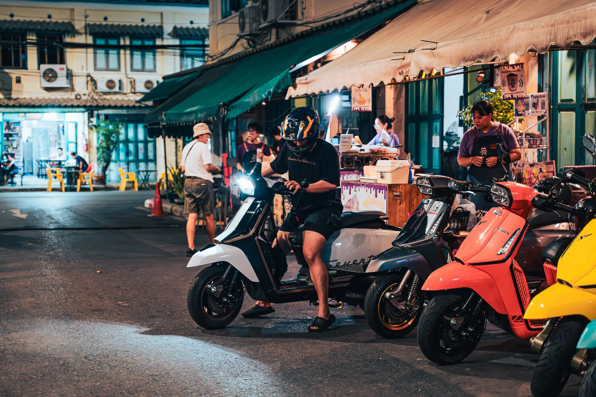 Lambretta meeting kaws