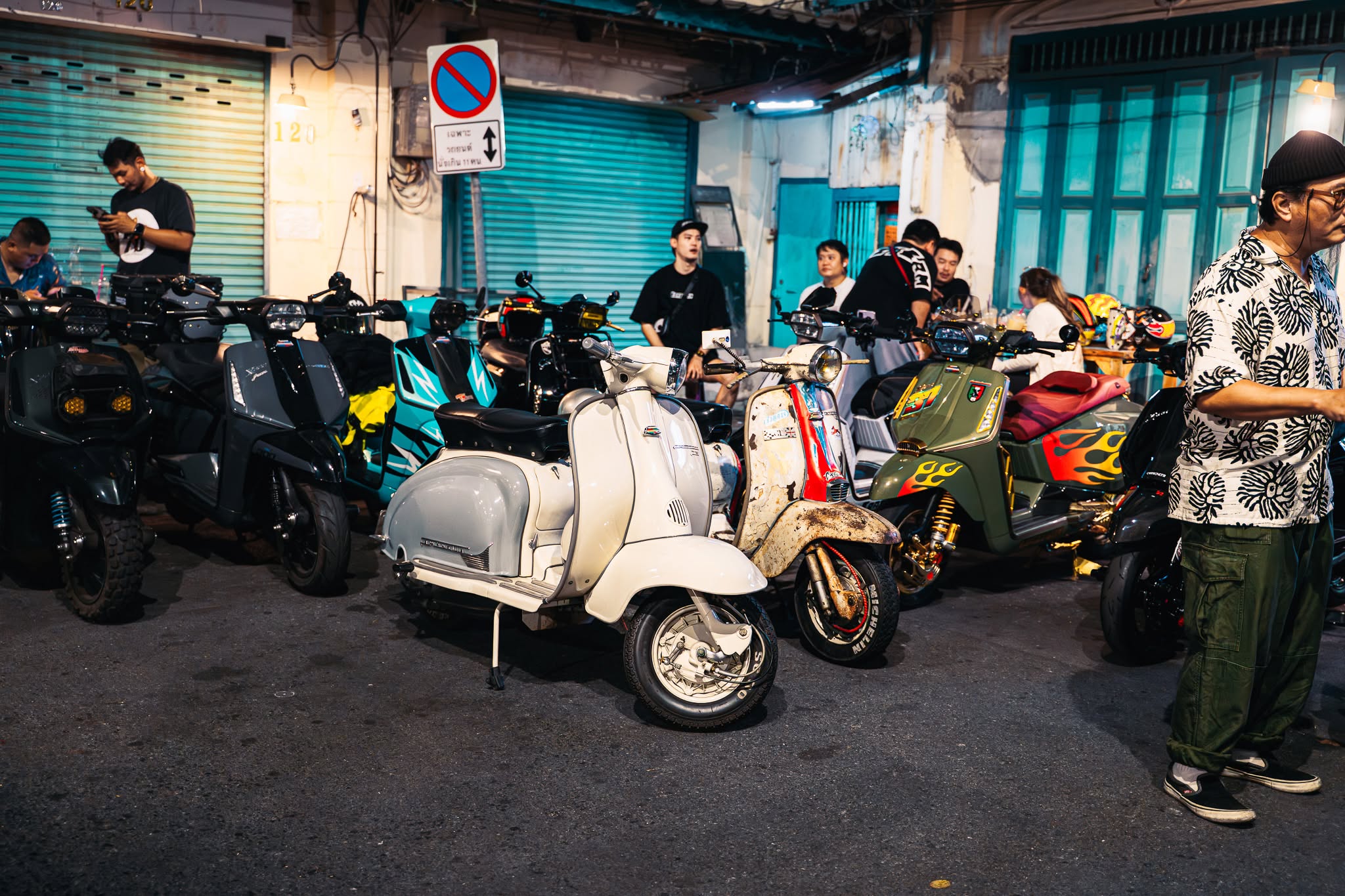 Lambretta-Meeting-nightride-phranakhon-017