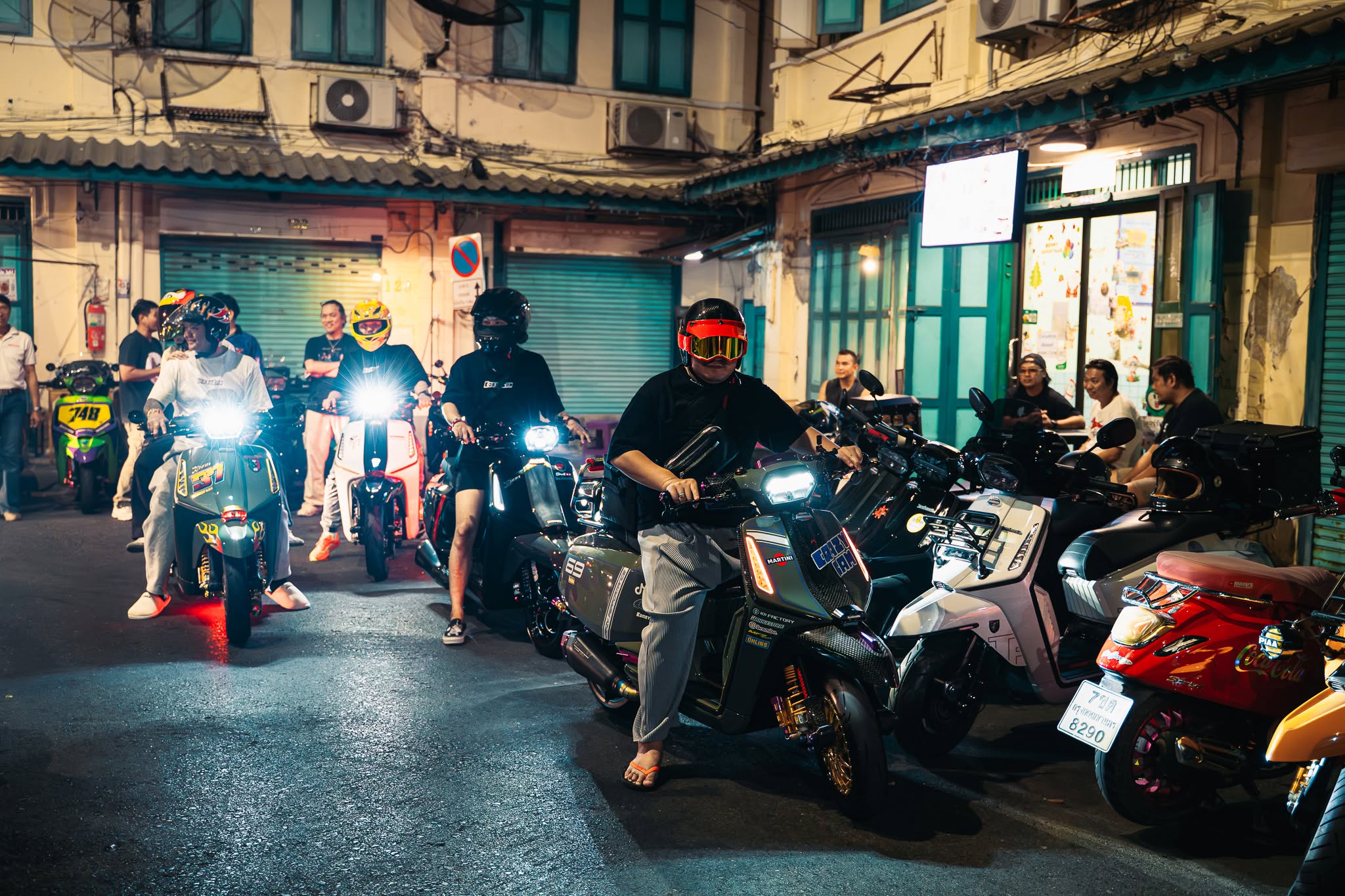 Lambretta-Meeting-nightride-phranakhon-036