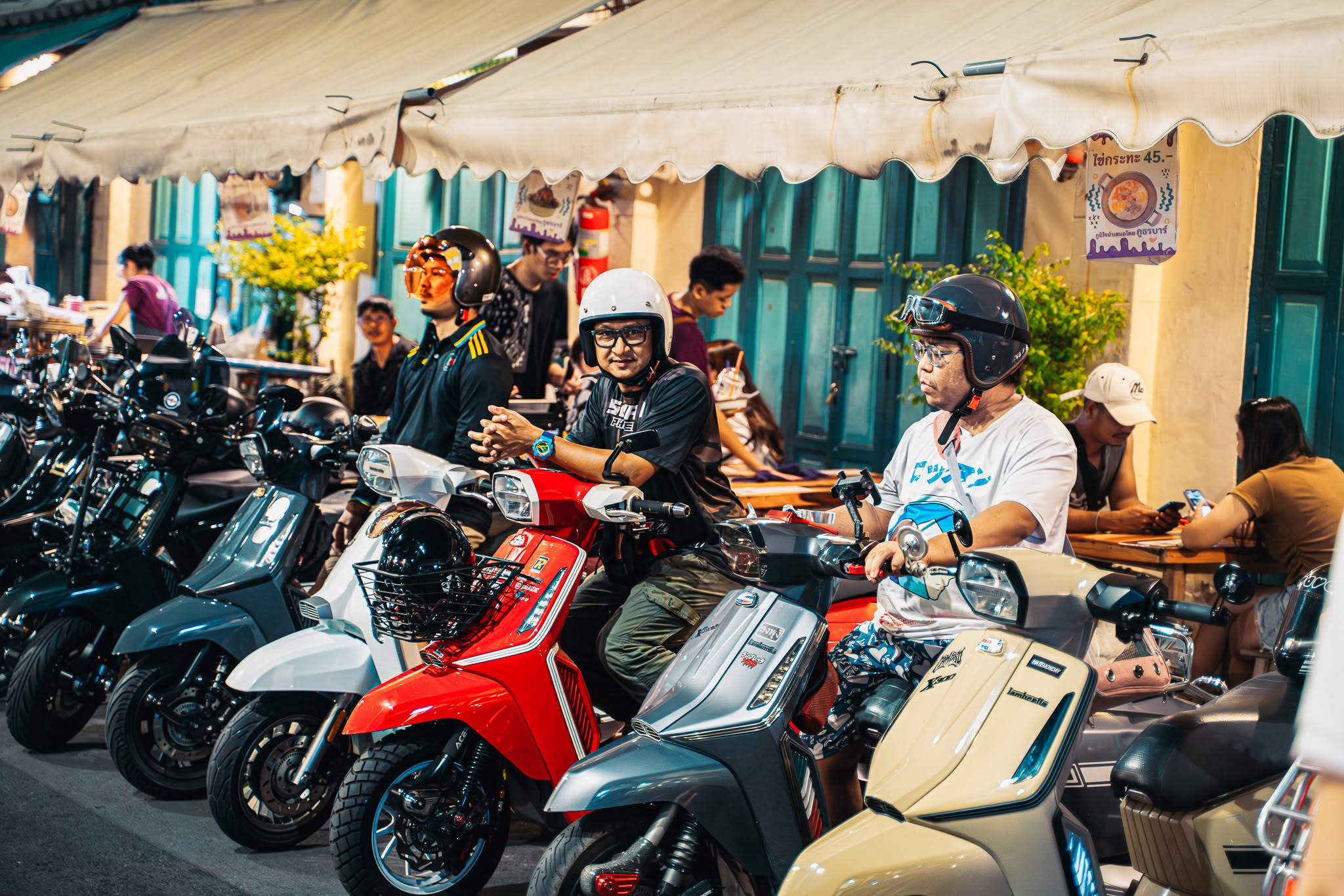 Lambretta-Meeting-nightride-phranakhon-06